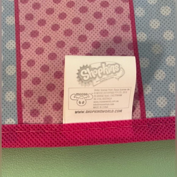 Shopkins toy carrying case with handle, toy storage, collections storage - Picture 7 of 7